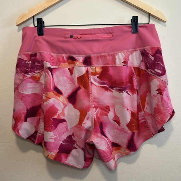 Athleta Run With It Shorts - Picture 3 of 5